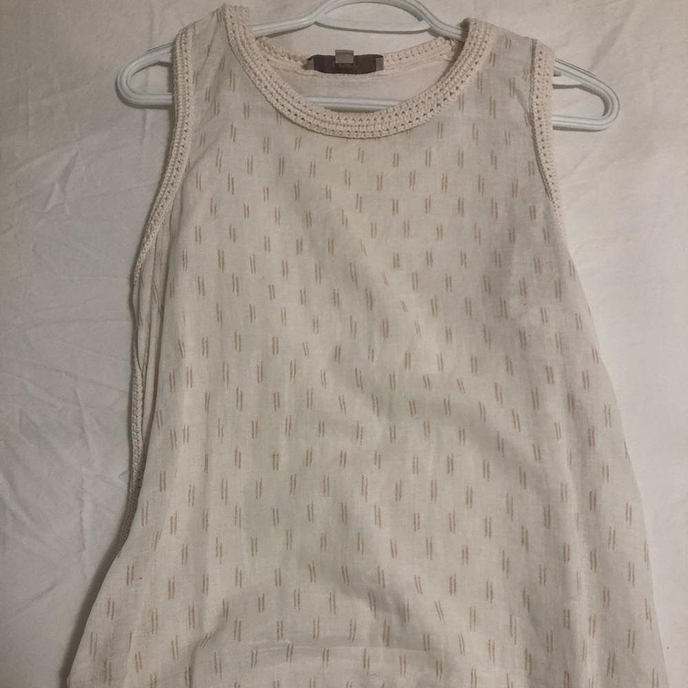 Sleeveless Loft linen top